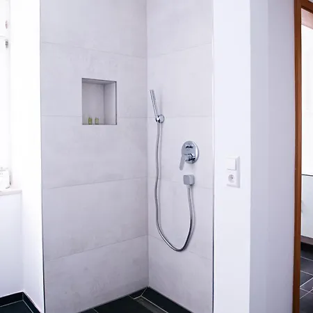 Moderne Loft-wohnung Im Herzen Von 68m2 1 Og * Karlsruhe